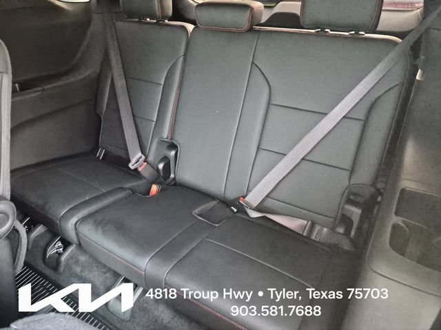 Used 2024 Chevrolet Traverse RS w/ LPO, Floor Liner Package AWD/4WD image 29