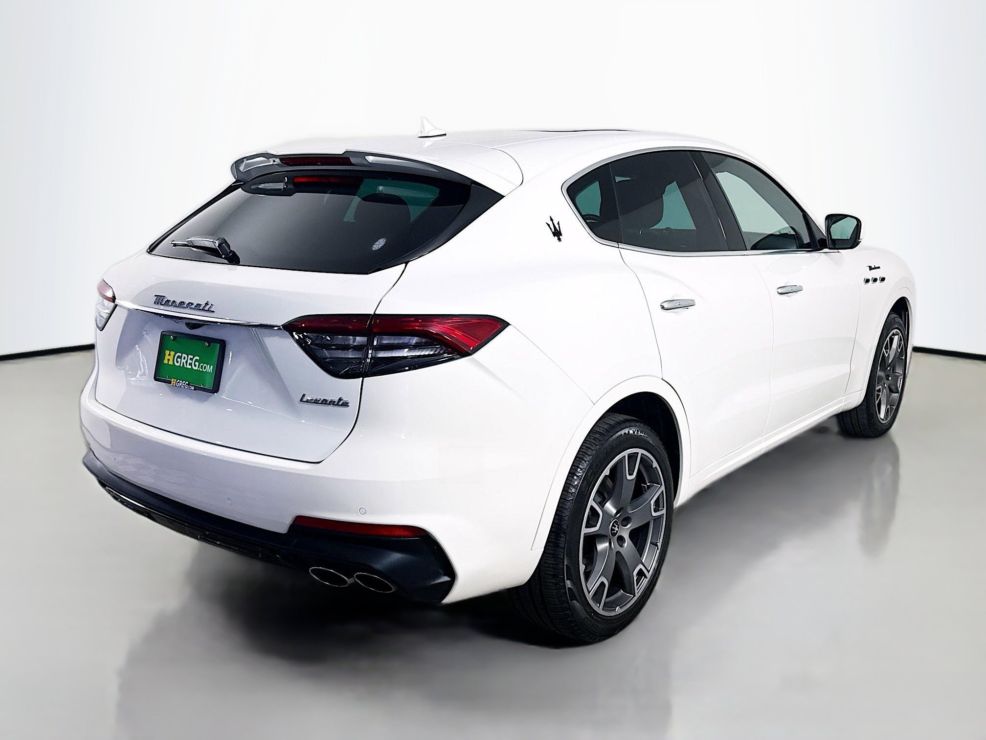 Used 2023 Maserati Levante Modena image 10