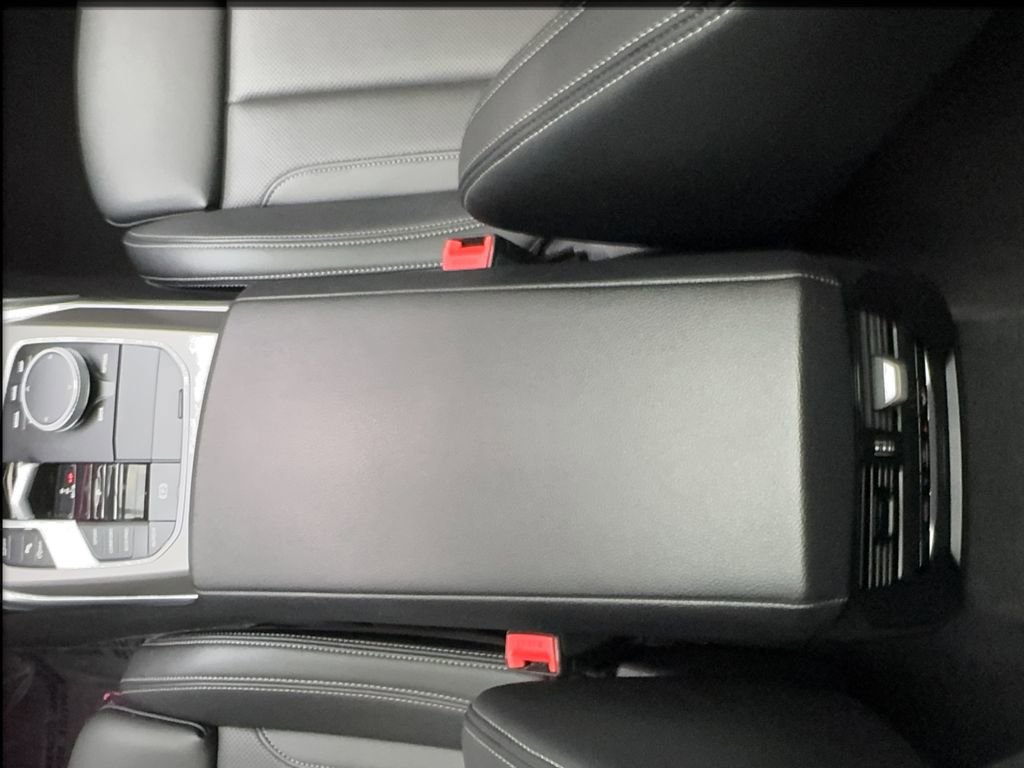 Used 2025 BMW M340i w/ Shadowloine Package image 39