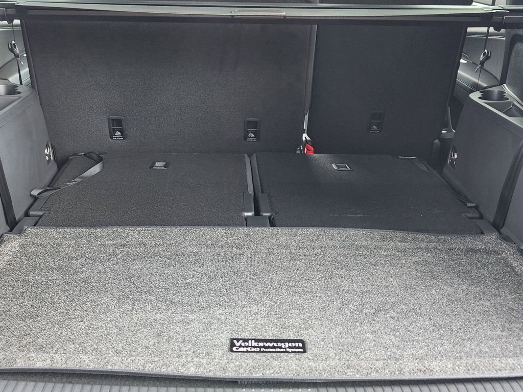 New 2026 Volkswagen Atlas SEL Premium R-Line image 23