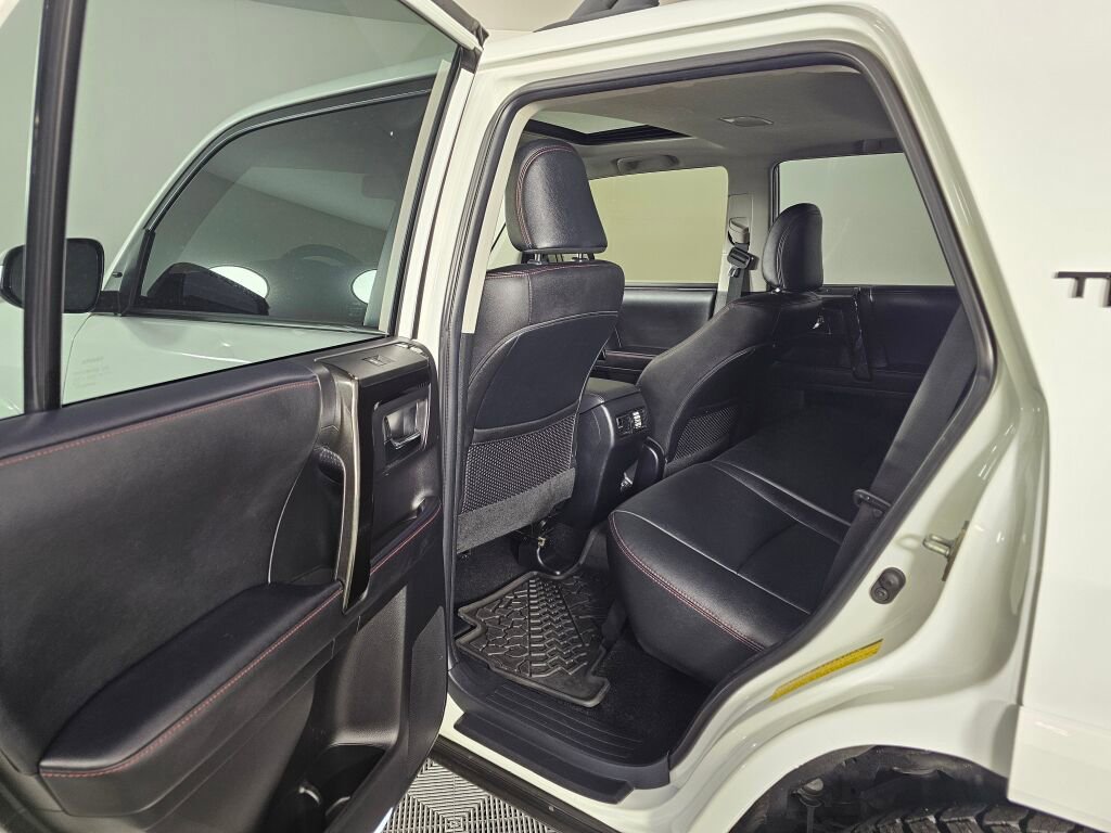 Used 2022 Toyota 4Runner TRD Pro AWD/4WD image 34