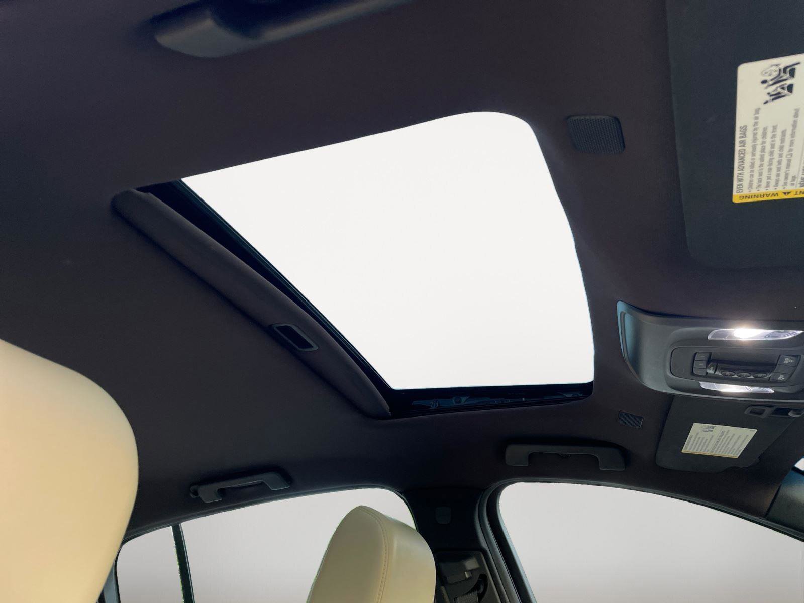 Used 2020 Cadillac CT5 Luxury w/ Cold Weather Package image 15