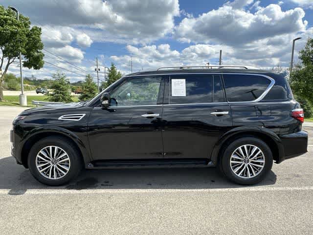 Used 2024 Nissan Armada SL w/ Captain's Chairs Package AWD/4WD image 2
