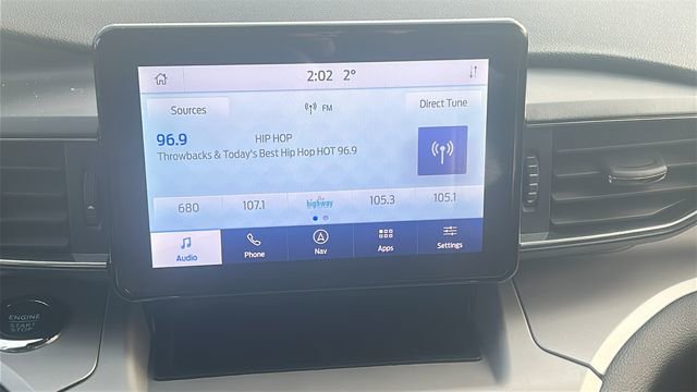 Used 2023 Ford Explorer XLT image 27