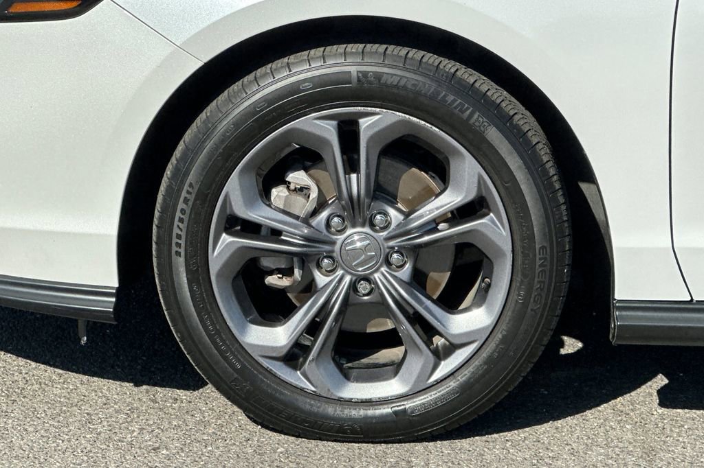 Used 2023 Honda Accord EX image 30