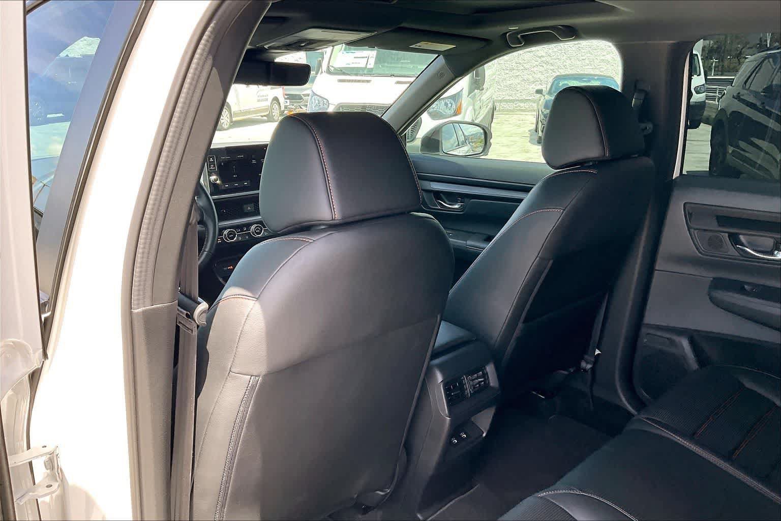 Used 2026 Honda CR-V Sport-L image 12