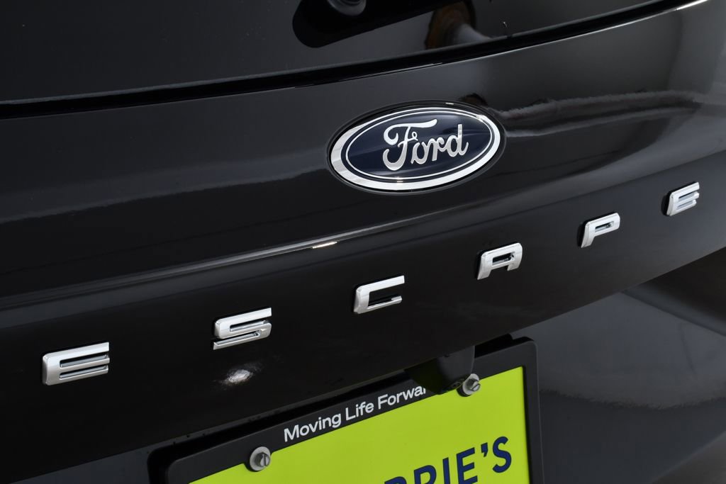 New 2026 Ford Escape SE w/ Class II Trailer Tow Package image 22