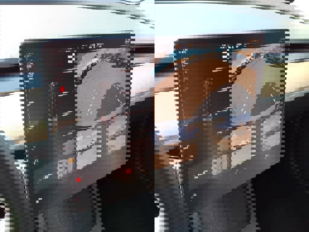 Used 2022 Tesla Model 3 Long Range image 20