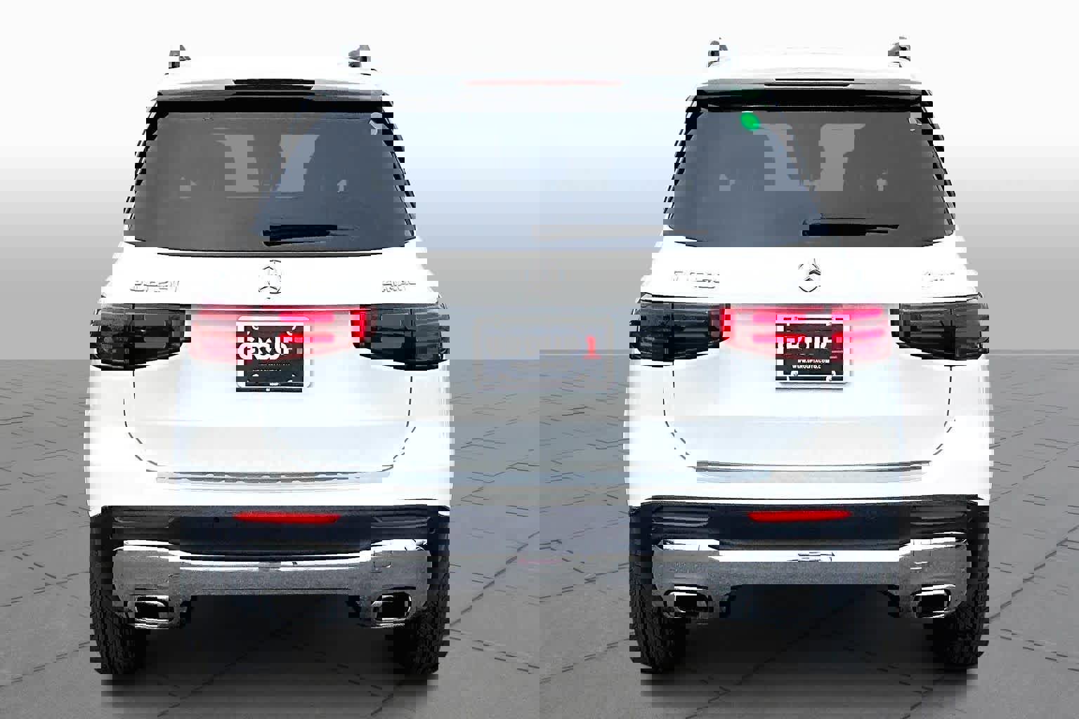 New 2026 Mercedes-Benz GLB 250 4MATIC image 5