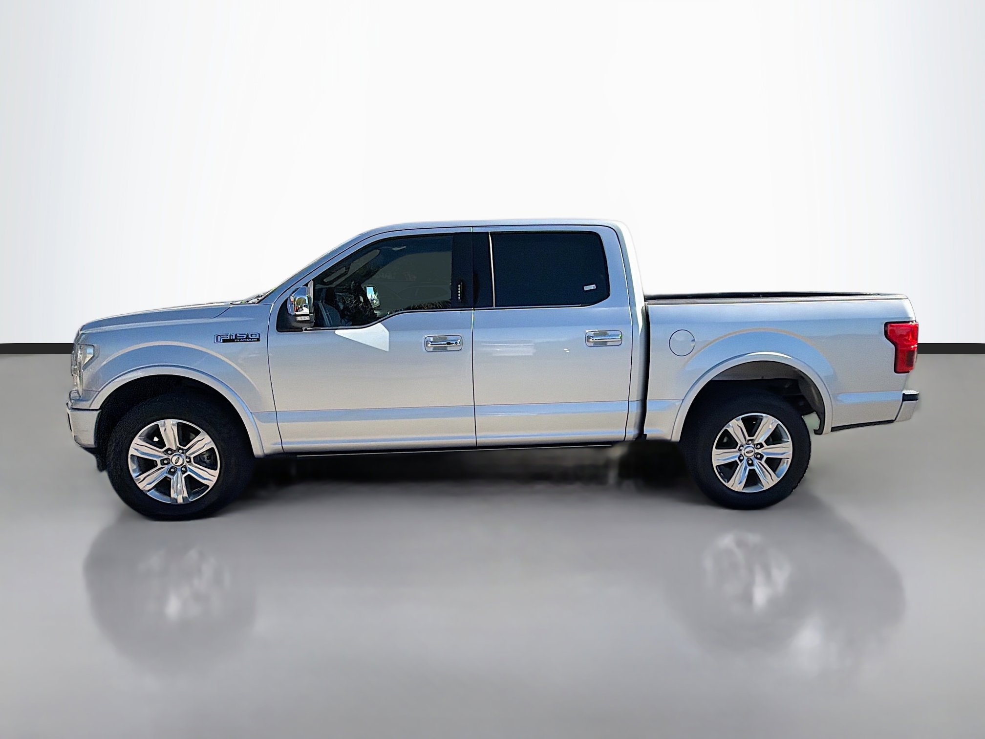 Used 2019 Ford F150 Platinum AWD/4WD image 6