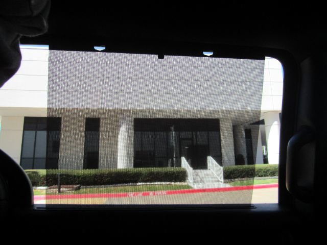 Used 2025 Chrysler Pacifica Select image 33