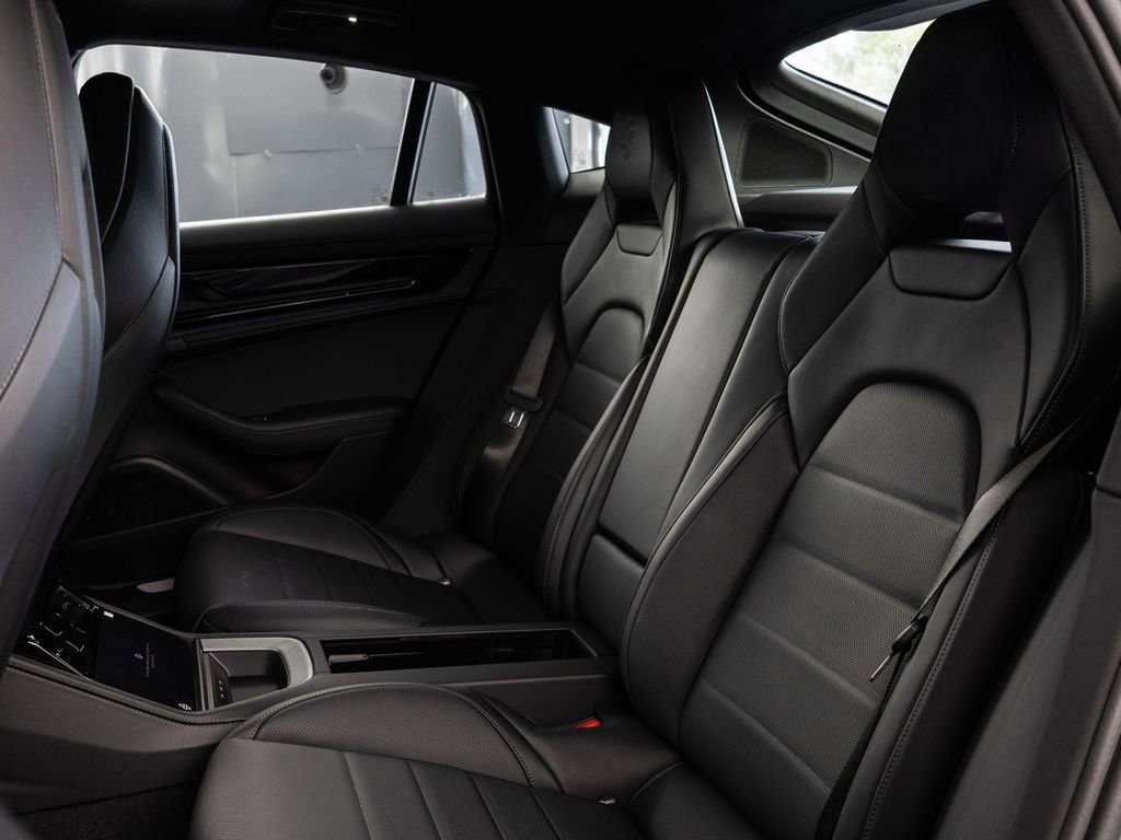 New 2026 Porsche Panamera 4 image 15