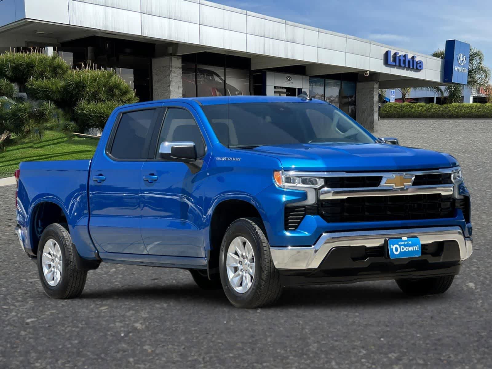 Used 2024 Chevrolet Silverado 1500 LT RWD image 10