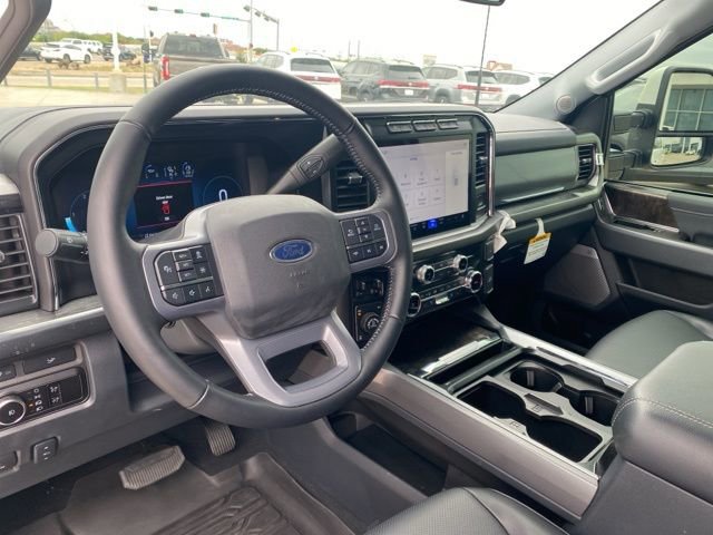 Used 2023 Ford F250 Lariat w/ Lariat Ultimate Package image 9