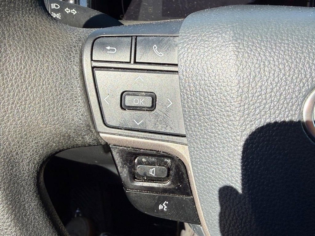 Used 2025 Toyota Camry LE image 17