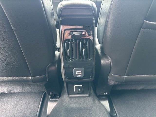 Used 2025 Jeep Compass Latitude AWD/4WD image 30
