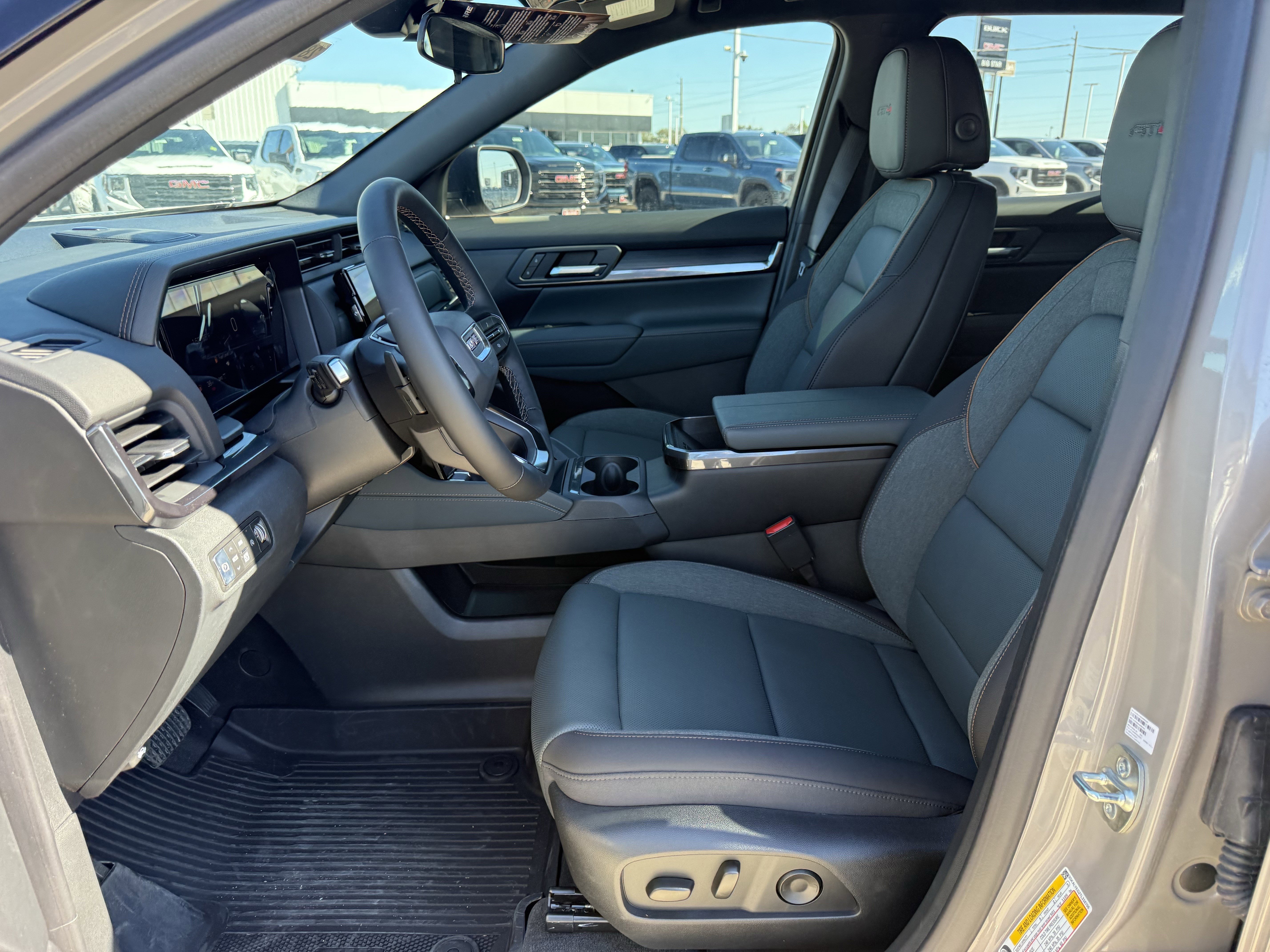 New 2026 GMC Terrain AT4 w/ Convenience Package III image 21