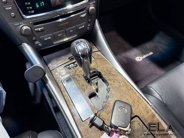 Used 2010 Lexus IS 250C RWD image 18