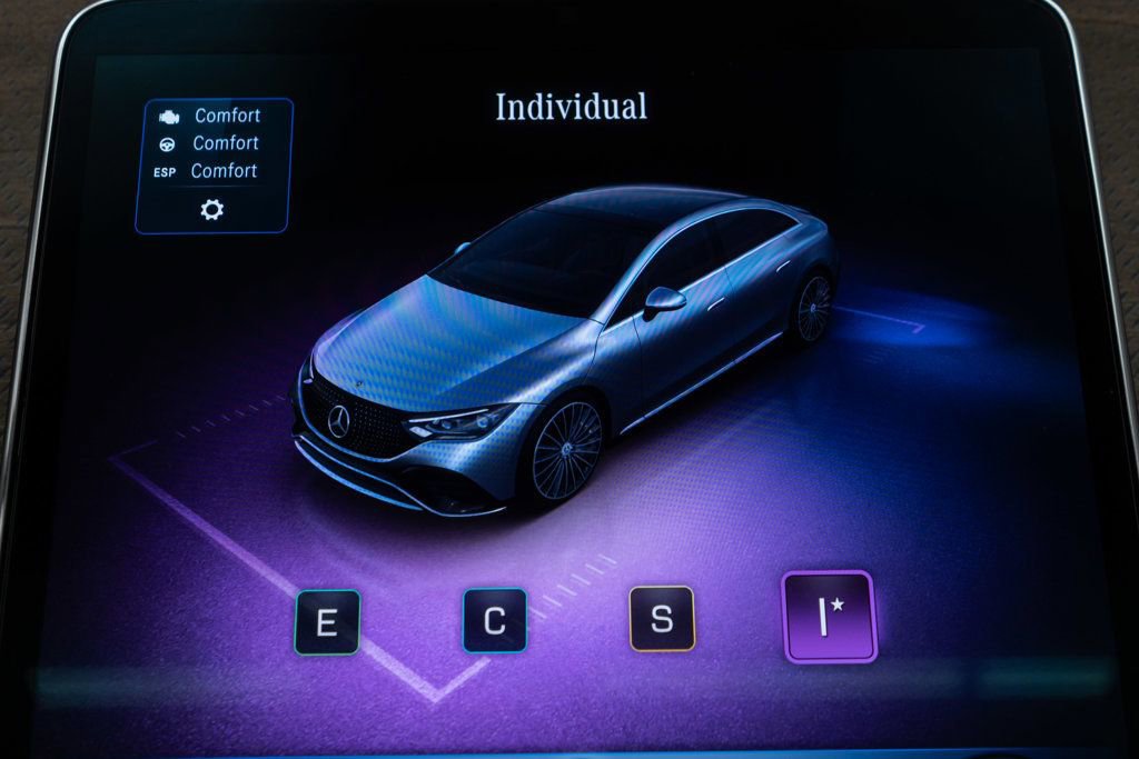 Used 2024 Mercedes-Benz EQE 350+ Sedan w/ AMG Line Exterior Package image 29