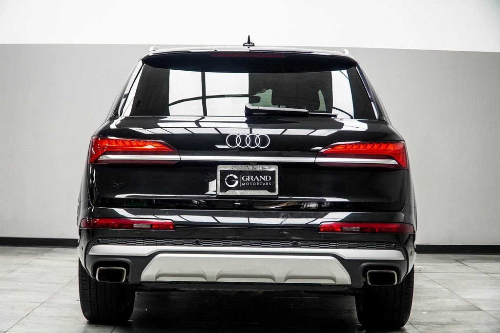 Used 2025 Audi Q7 3.0T Premium Plus AWD/4WD image 12
