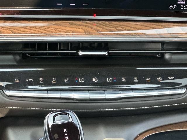 Certified 2023 Cadillac Escalade Sport Platinum AWD/4WD image 4