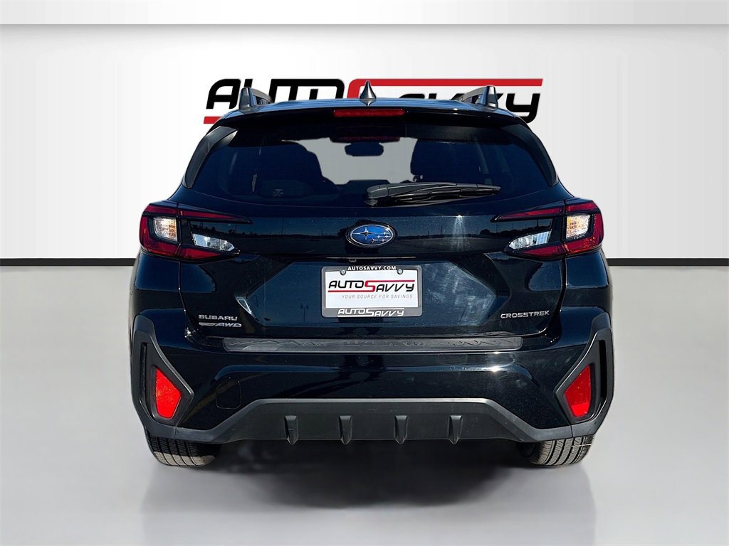 Used 2024 Subaru Crosstrek 2.0i Premium image 6