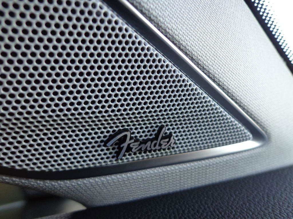 Used 2017 Volkswagen Golf 4-Door image 25