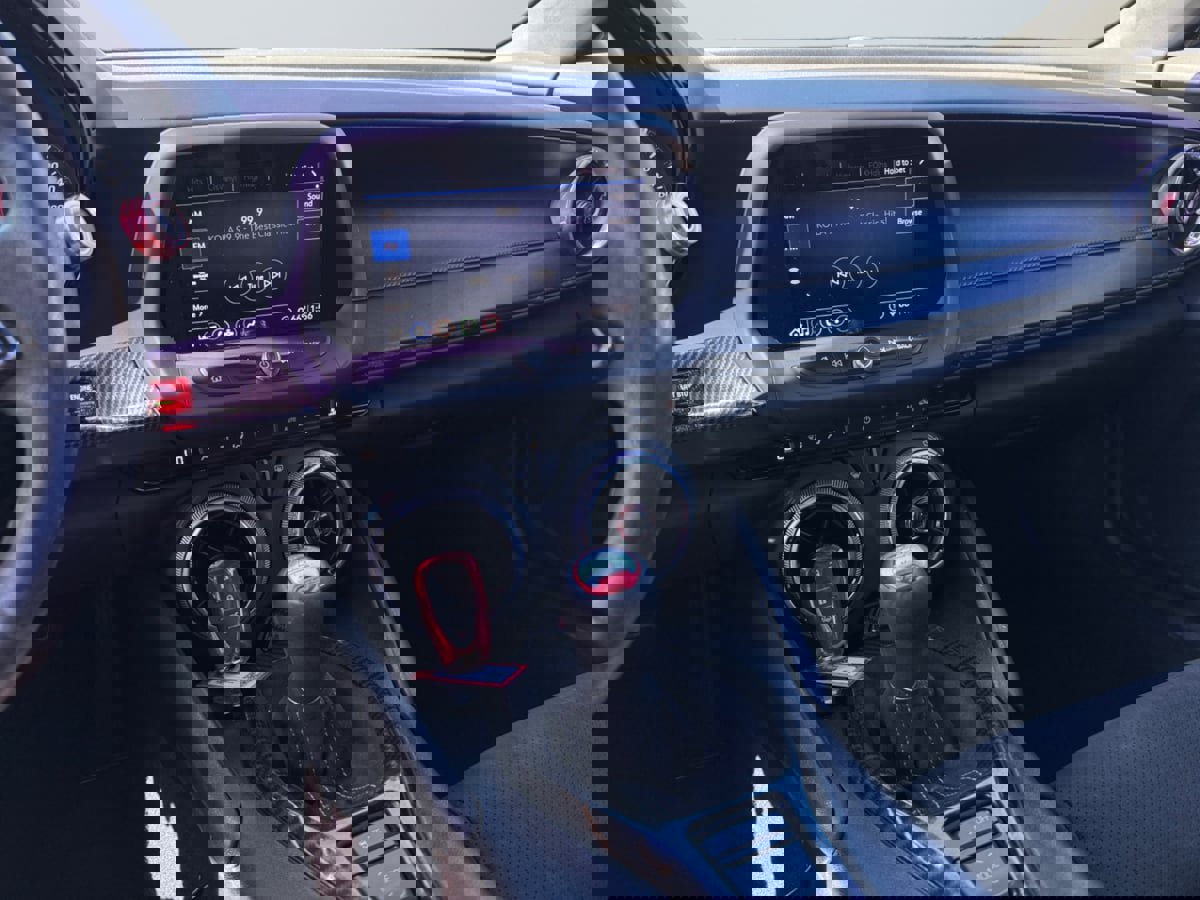 Used 2020 Chevrolet Camaro SS image 11