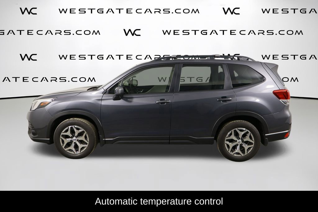 Used 2023 Subaru Forester Premium image 5