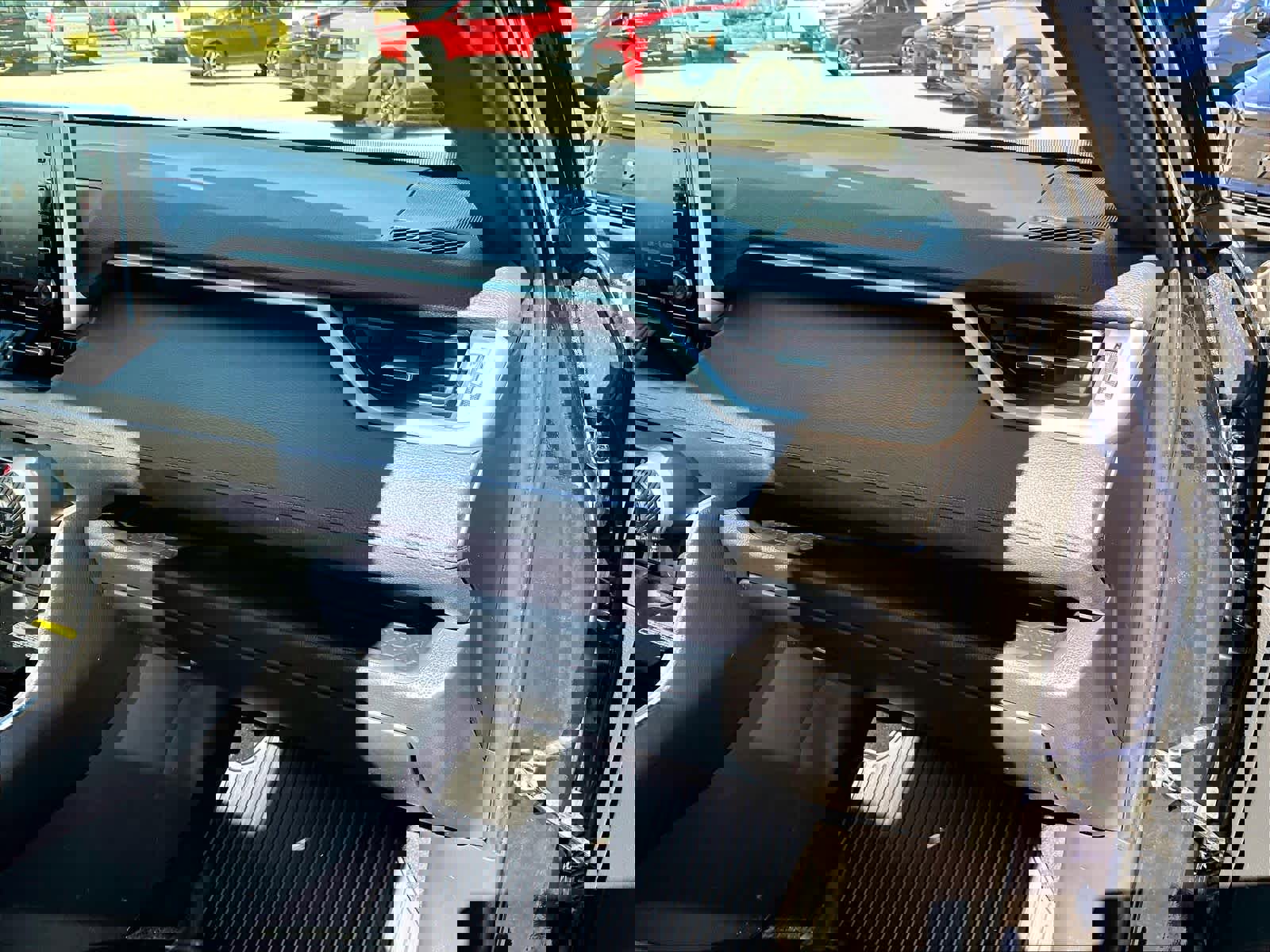 Used 2020 Toyota RAV4 XSE image 13