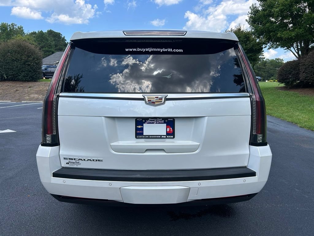 Used 2016 Cadillac Escalade ESV Premium AWD/4WD image 23