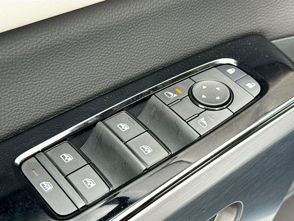 New 2026 Nissan Pathfinder SL AWD/4WD image 8