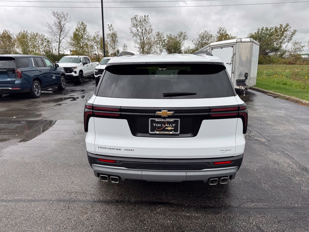 New 2026 Chevrolet Traverse LT w/ Driver Confidence Package AWD/4WD image 6
