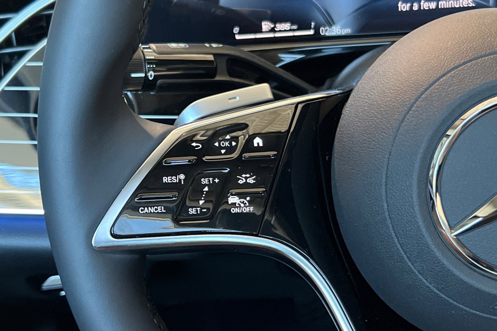 New 2025 Mercedes-Benz E 350 4MATIC Sedan image 28