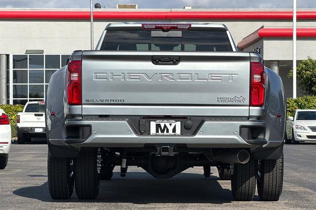 New 2026 Chevrolet Silverado 3500 High Country w/ Technology Package AWD/4WD image 5
