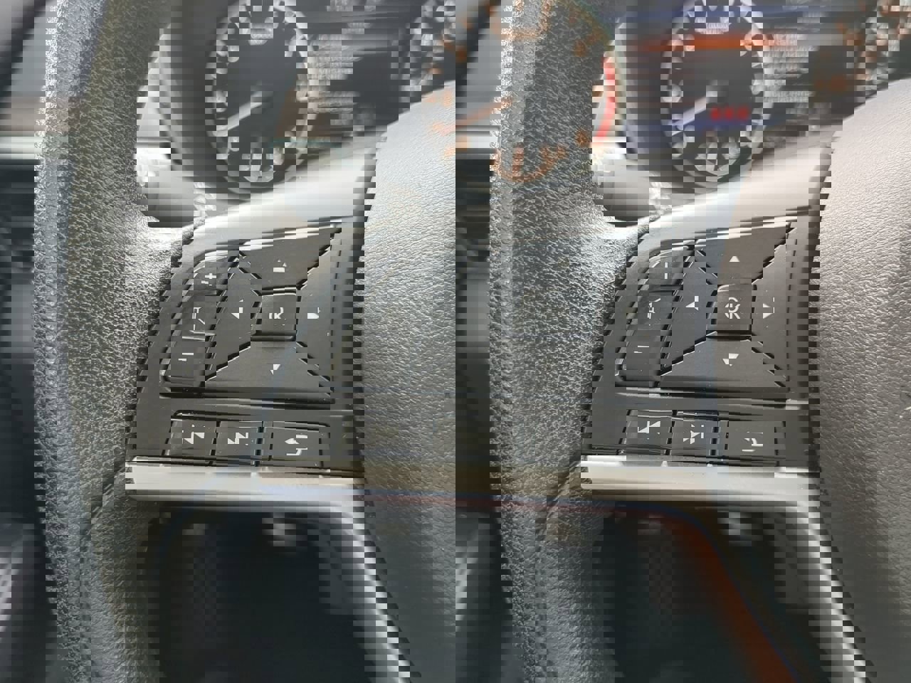 Used 2024 Nissan Altima 2.5 SV image 21