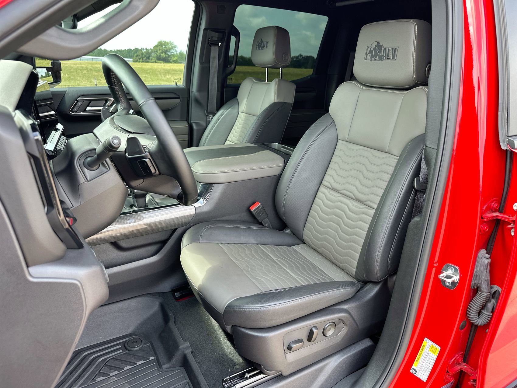 Used 2024 Chevrolet Silverado 1500 ZR2 w/ ZR2 Bison Edition AWD/4WD image 11