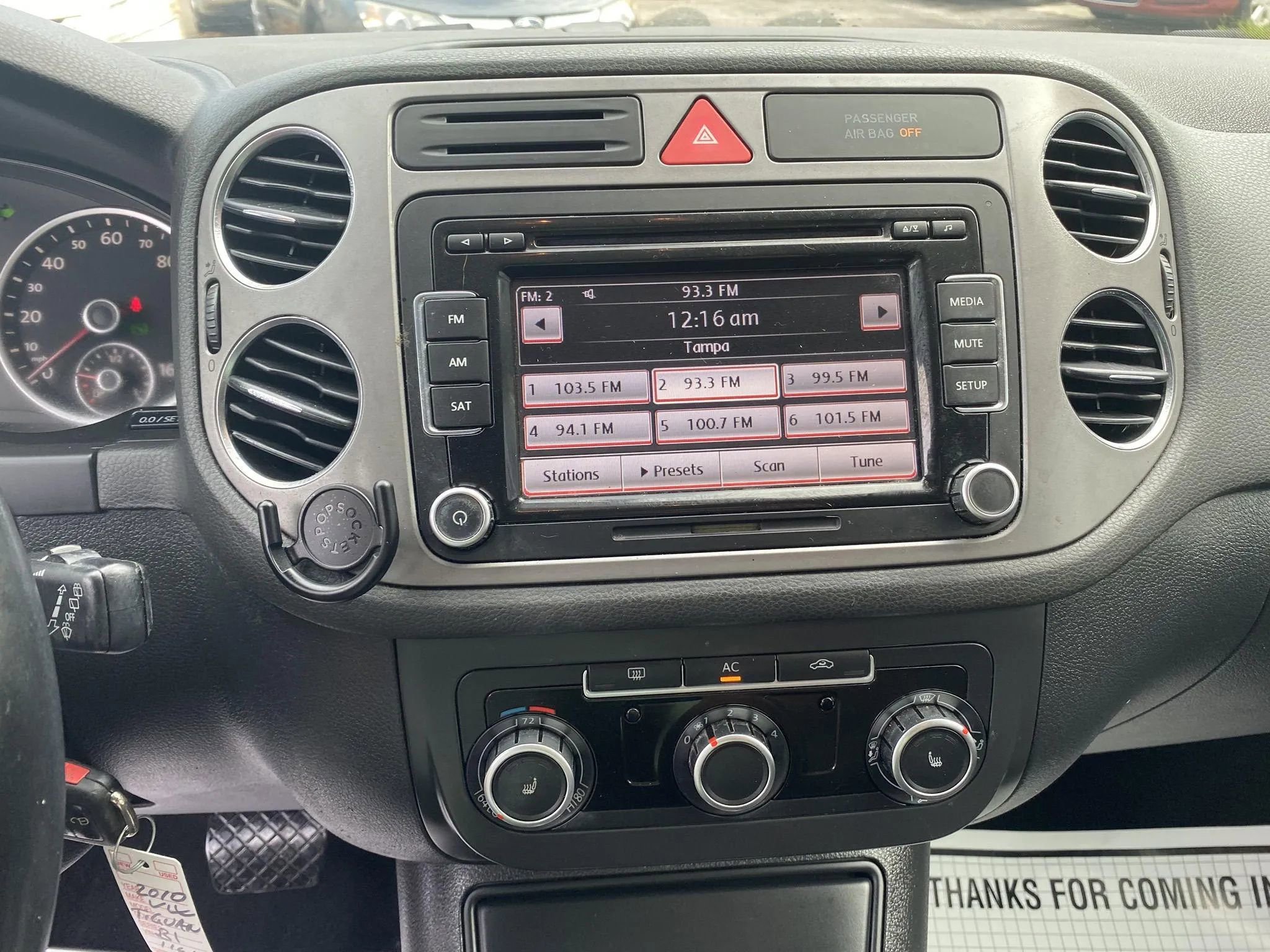 Used 2010 Volkswagen Tiguan S FWD image 18