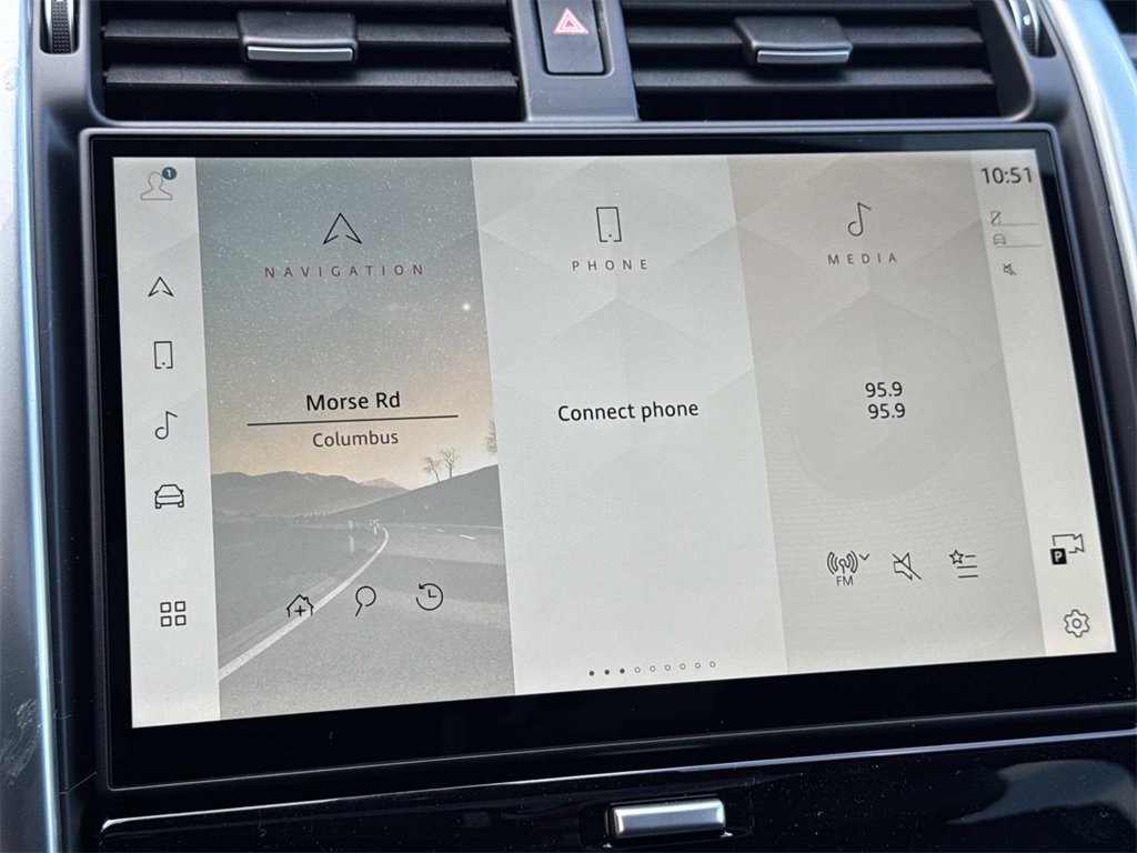 New 2026 Land Rover Discovery S image 23