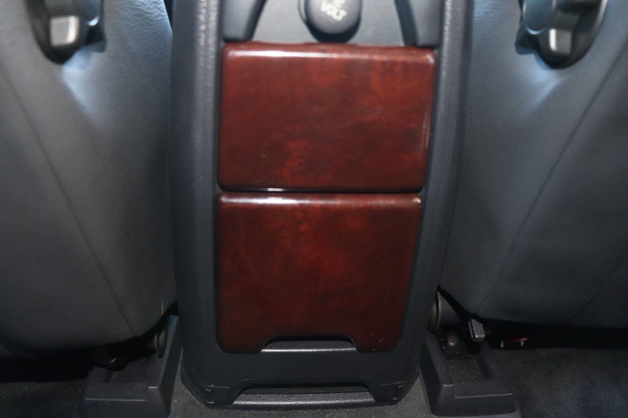 Used 2013 Volvo XC90 3.2 image 41