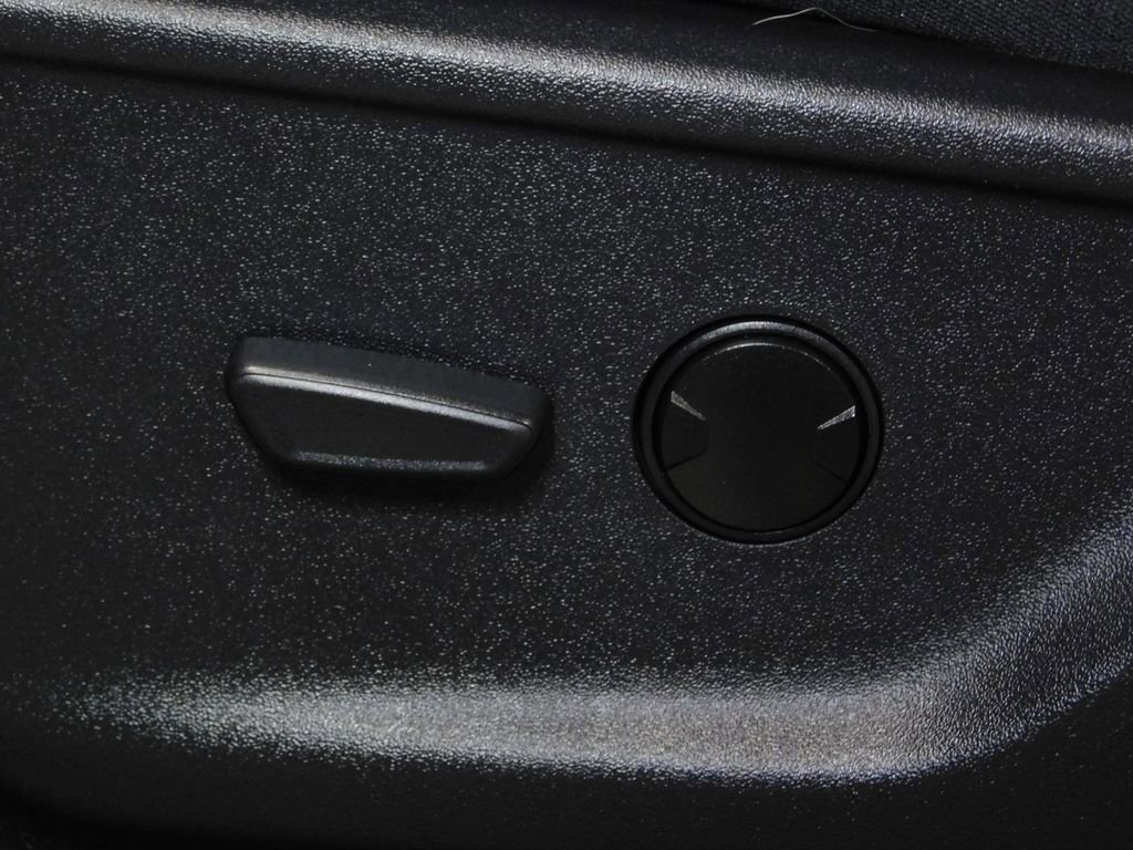 Used 2023 Ford F250 XLT image 35