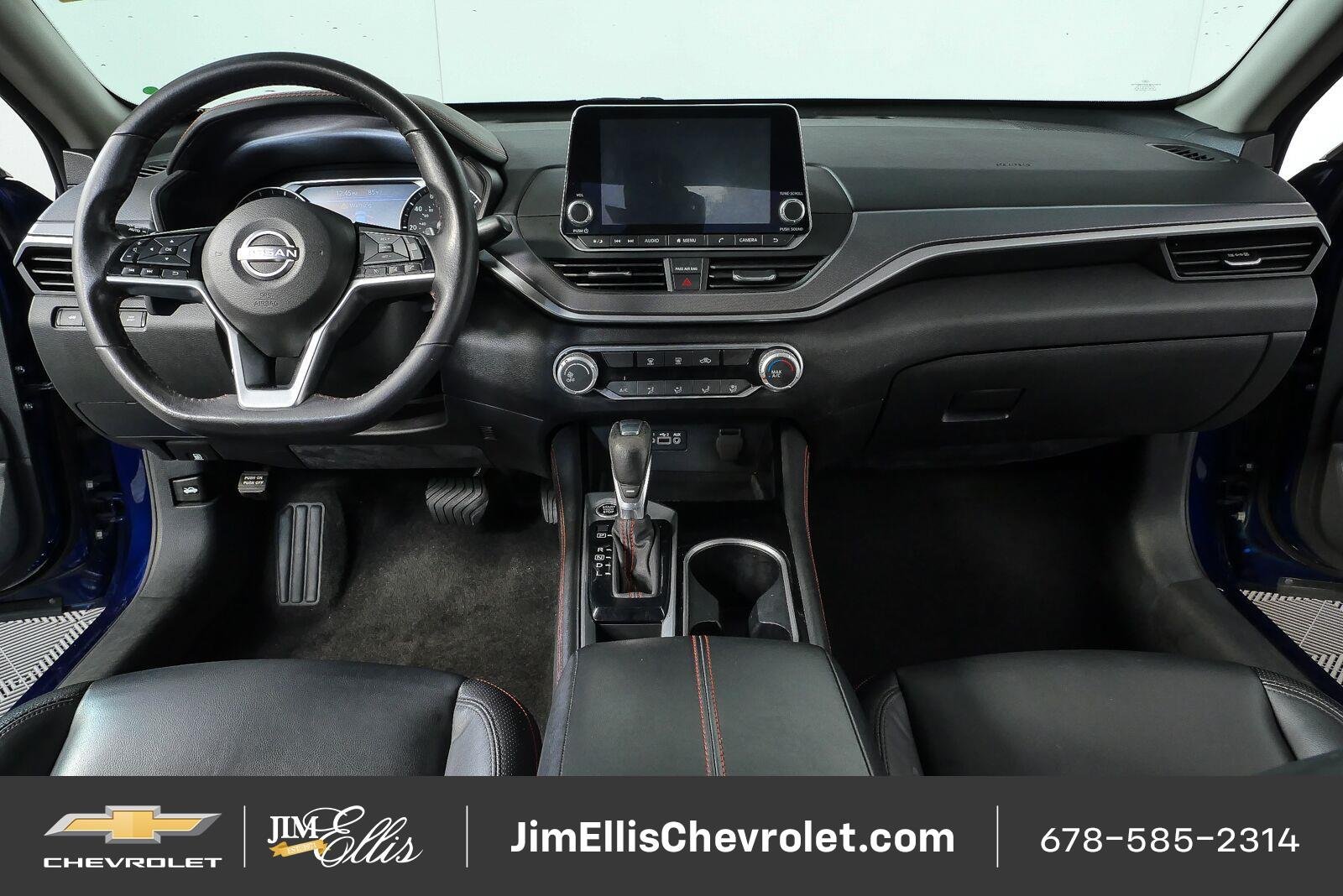 Used 2024 Nissan Altima 2.5 SR FWD image 15