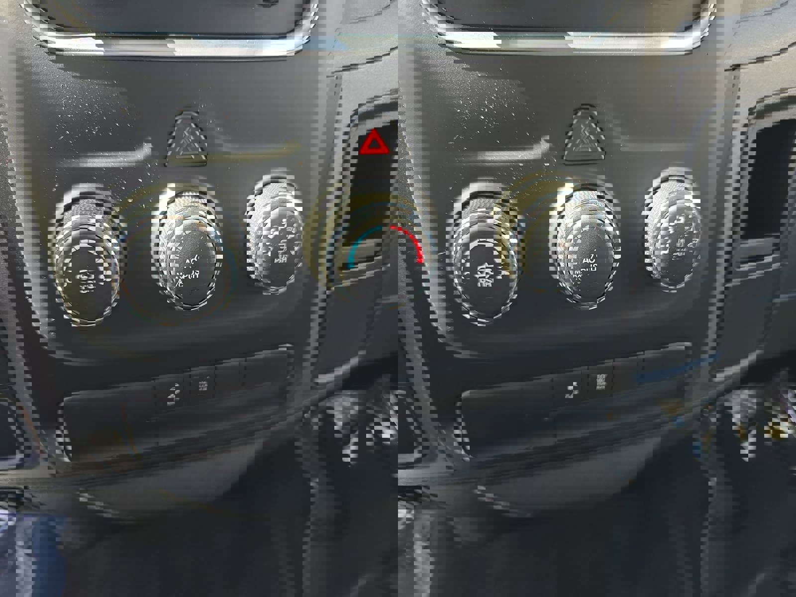 Used 2017 RAM 1500 Express w/ Express Value Package image 23