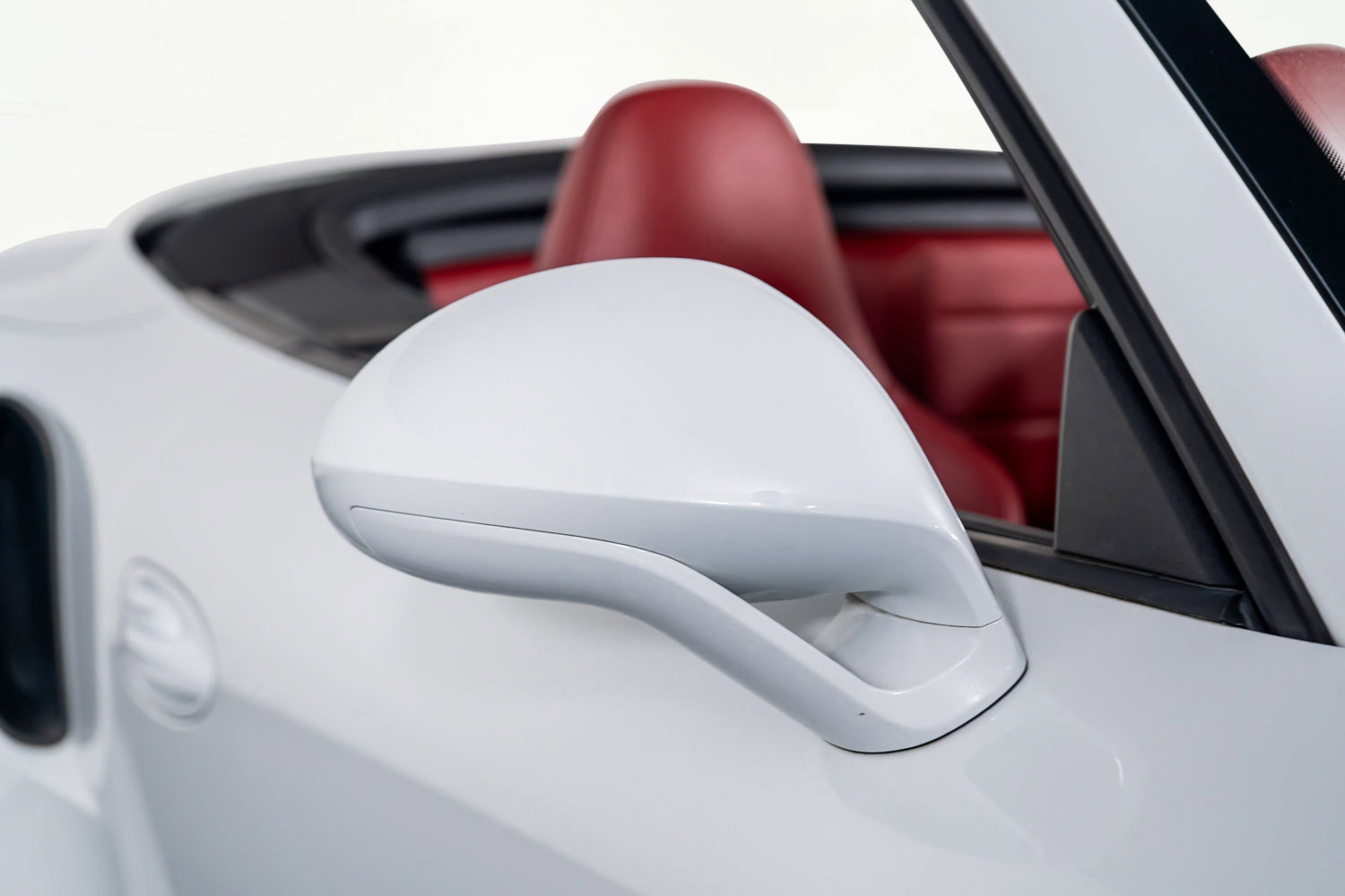 Used 2016 Porsche 911 Turbo S image 39