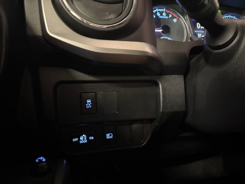 Used 2021 Toyota Tacoma SR5 image 20