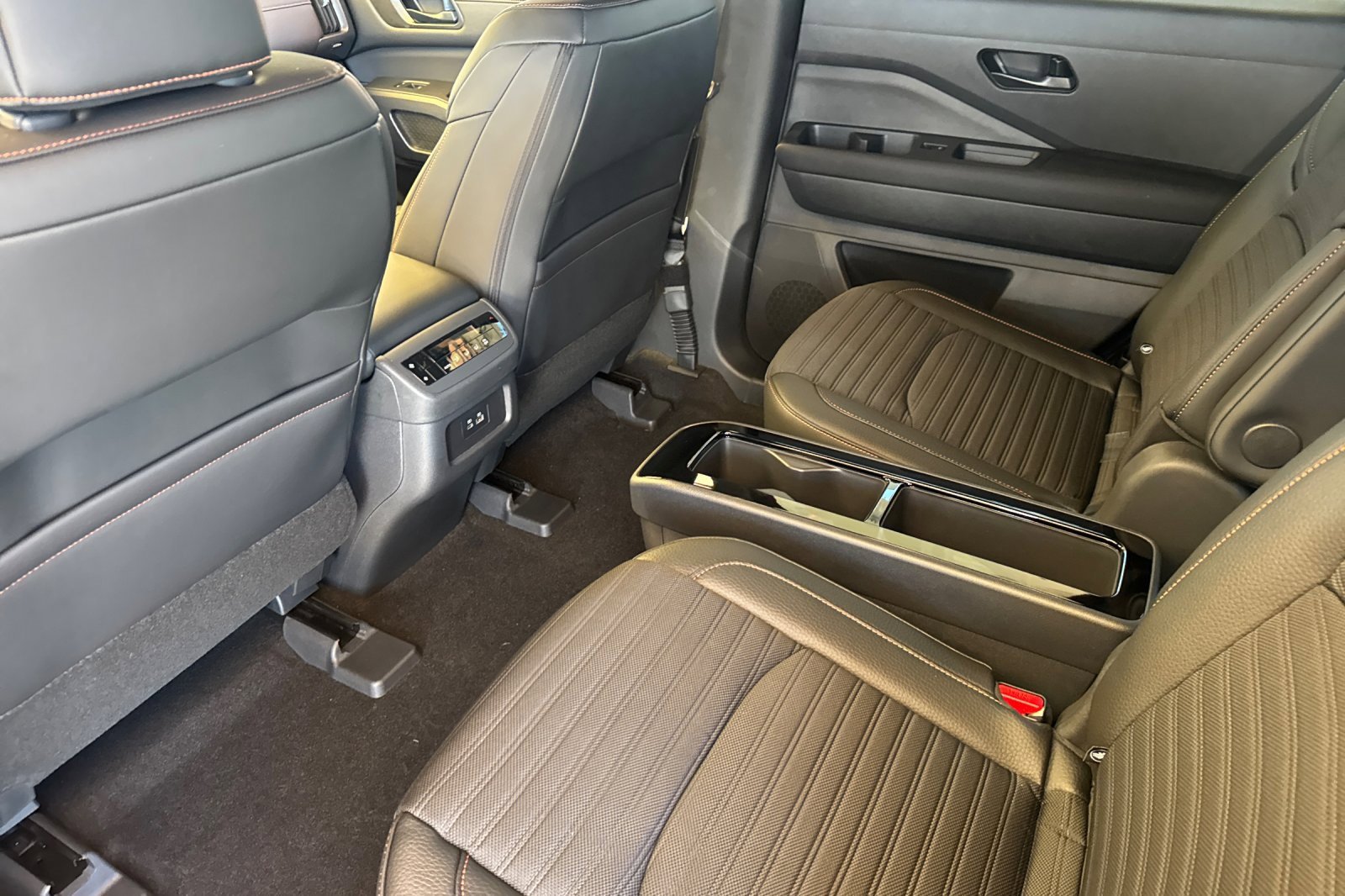 New 2025 Nissan Pathfinder Rock Creek image 14