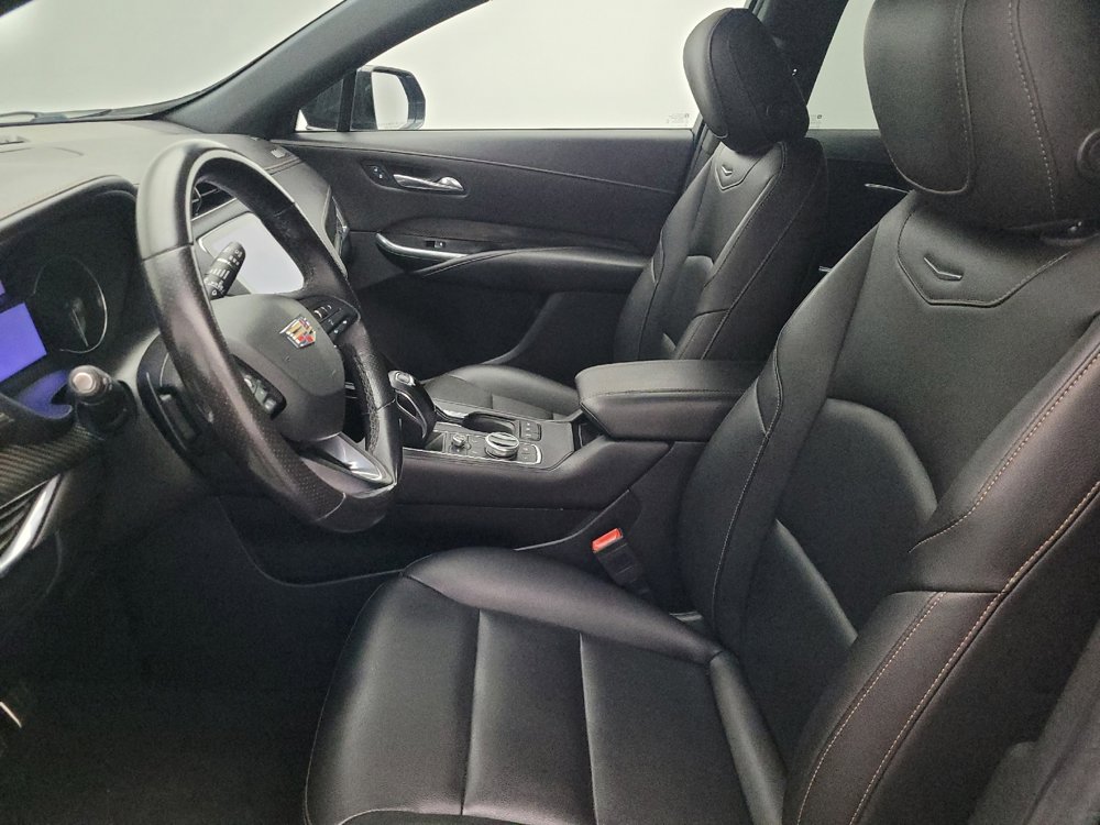 Used 2019 Cadillac XT4 Sport w/ Driver Assist Package FWD image 17