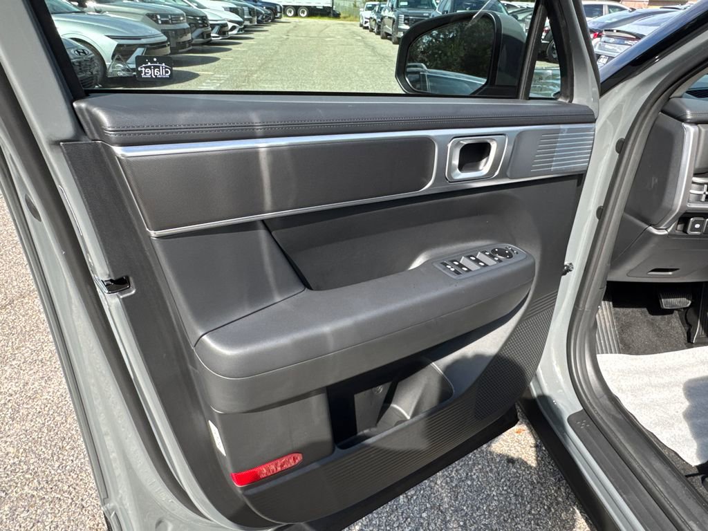 New 2026 Hyundai Santa Fe SE image 10