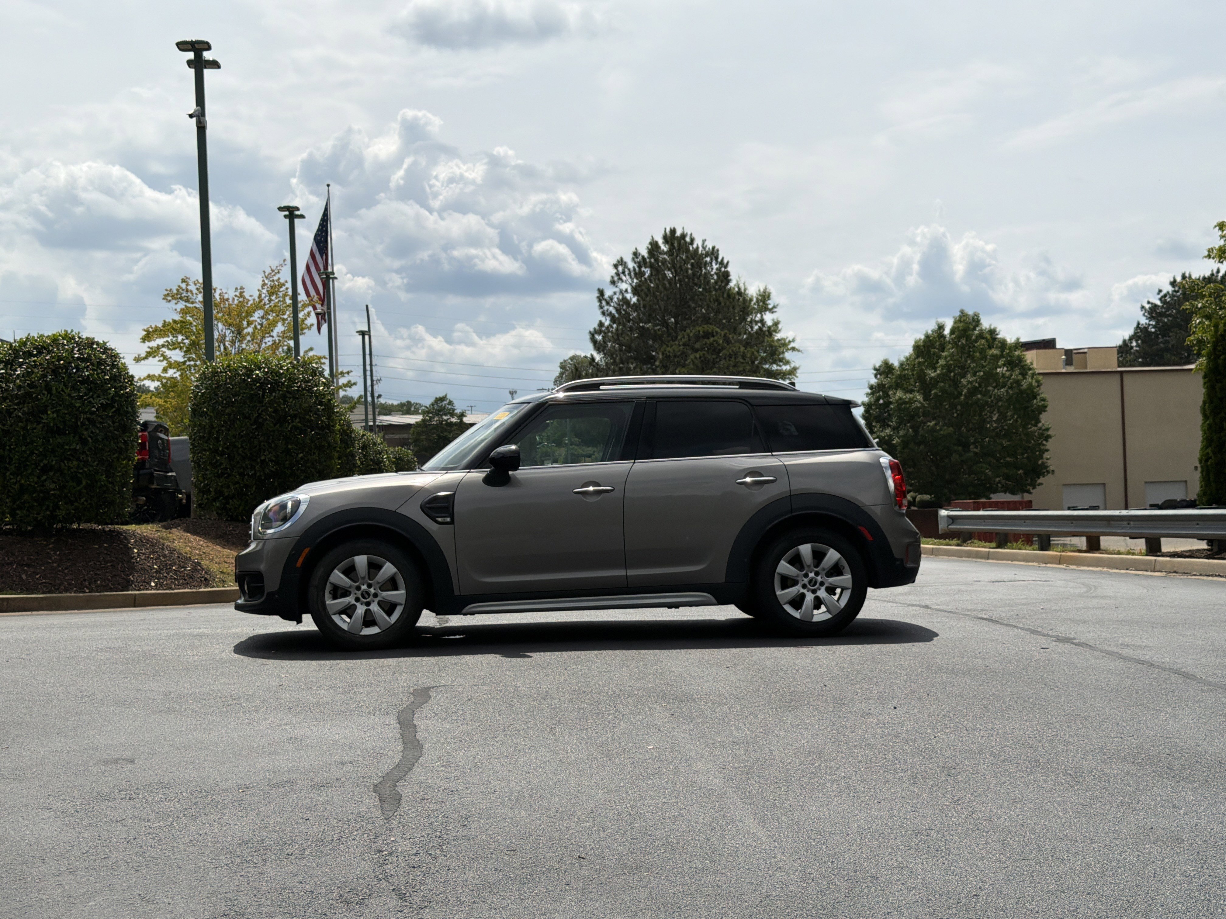Used 2018 MINI Cooper Countryman FWD image 14