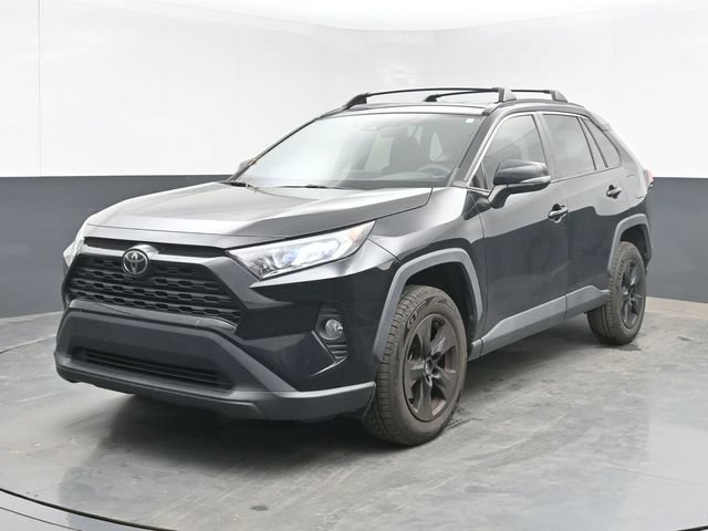 Used 2021 Toyota RAV4 XLE FWD image 5